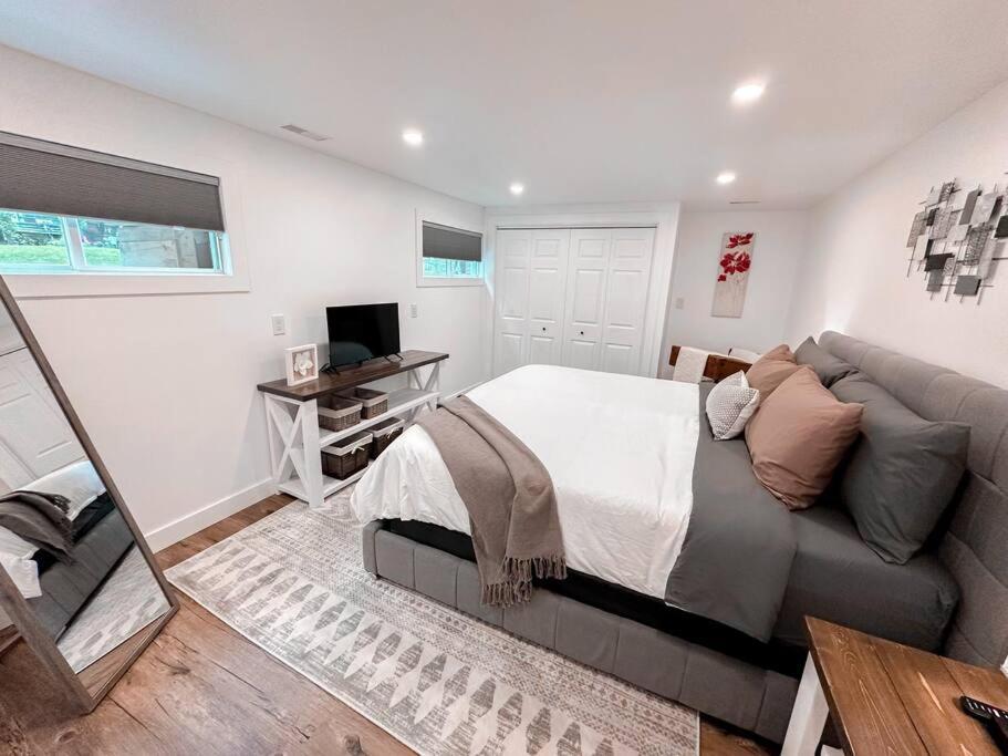 The Victoria Suite In Elora- King Bed Dış mekan fotoğraf